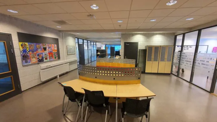 Inne på Solbakken skole