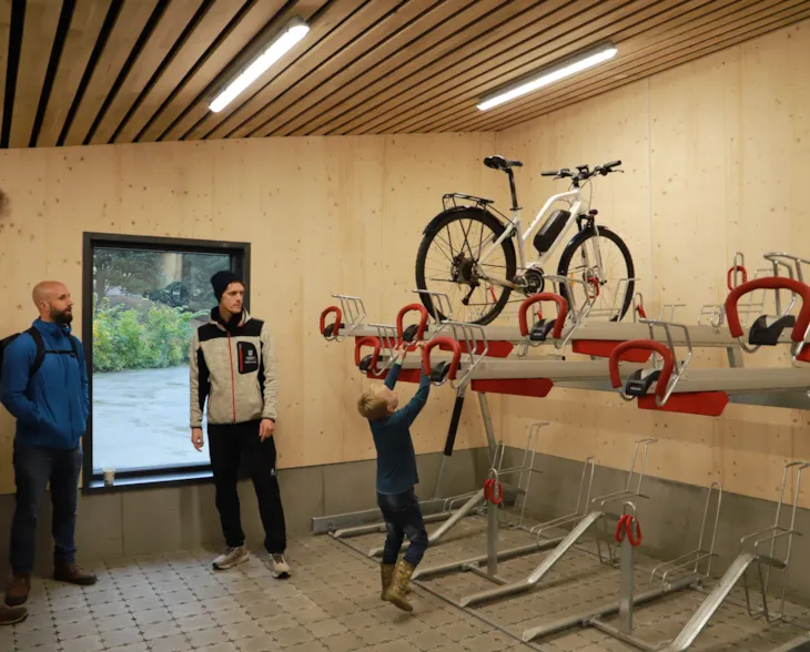 Tester sykkelparkering