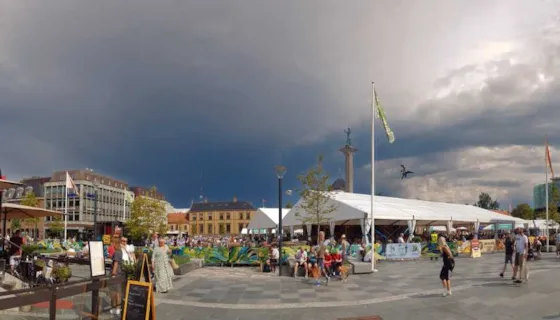 Bilde av Torget i Trondheim under matfestival