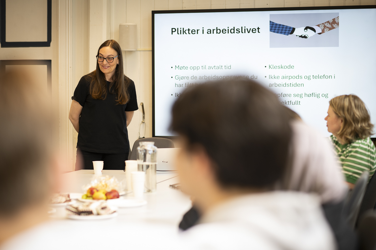 Person snakker for en gruppe