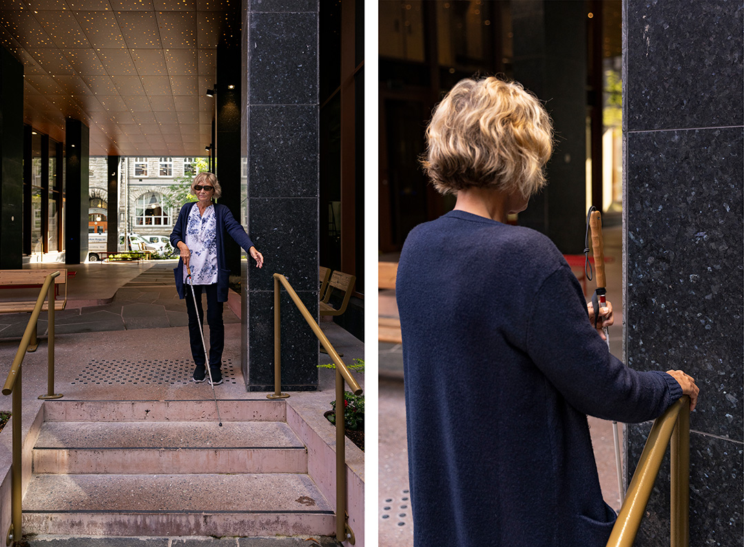 to bilder som viser en person med mobilitetsstokk som skal g&aring; opp og ned en trapp og ikke n&aring;r fem til h&aring;ndl&oslash;per