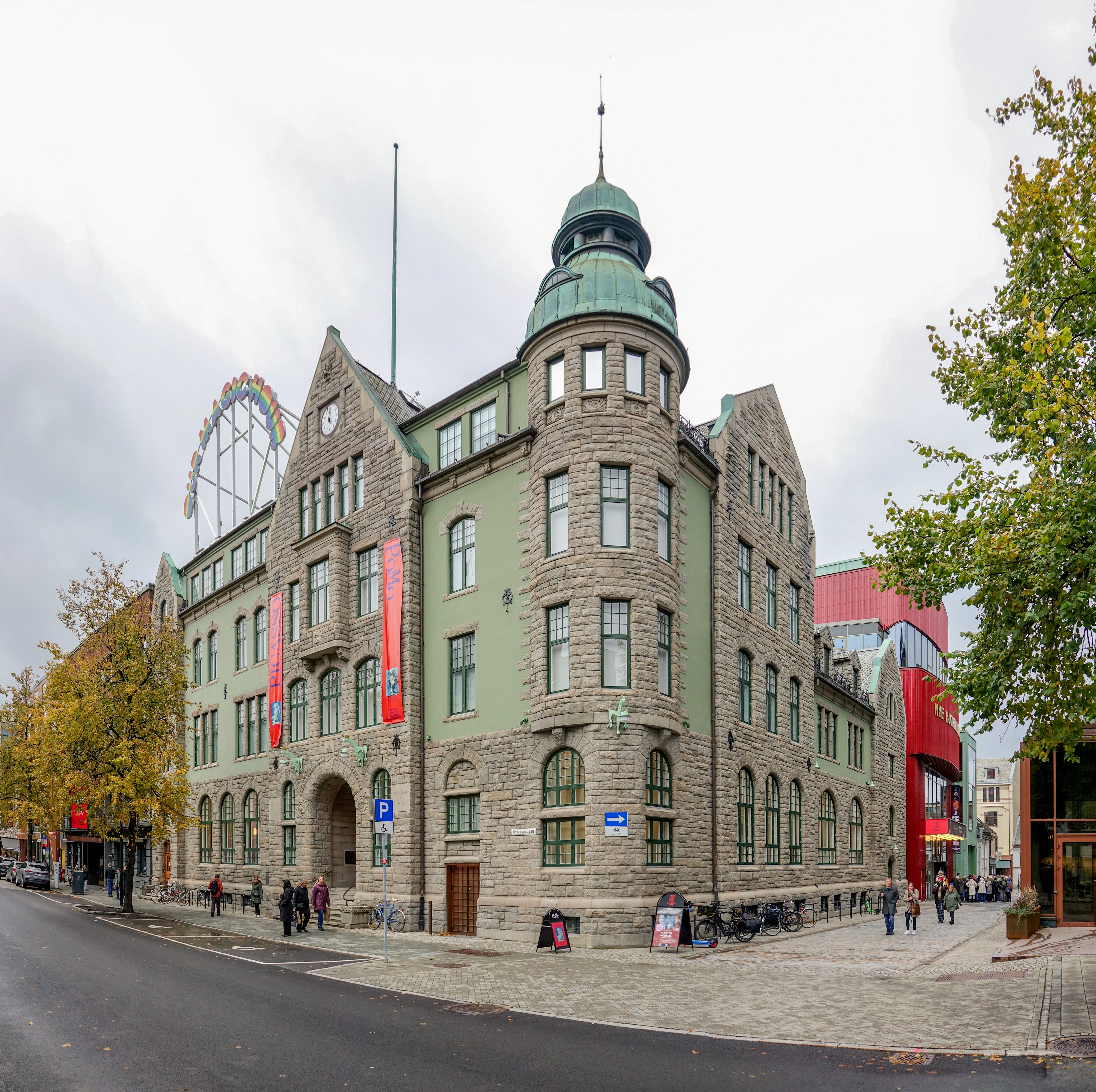 Dronefoto av byg&aring;rden i Olav Tryggvasons gate 19. Foto: Wittrup