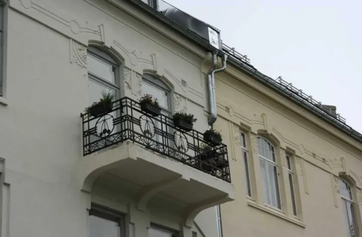 Elvegata 14 - murdetaljer i fasade