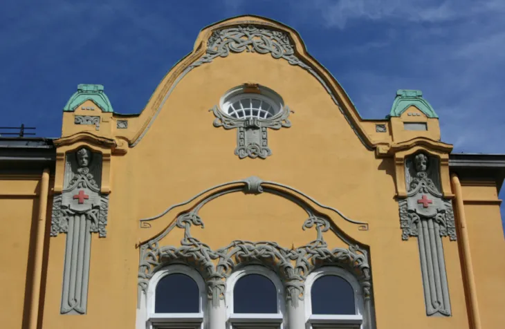 E.C. Dahls stiftelse: forseggjort murhusfasade.