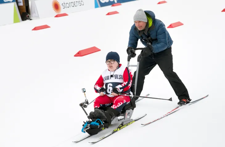 Øystein Pettersen med en av deltakerne