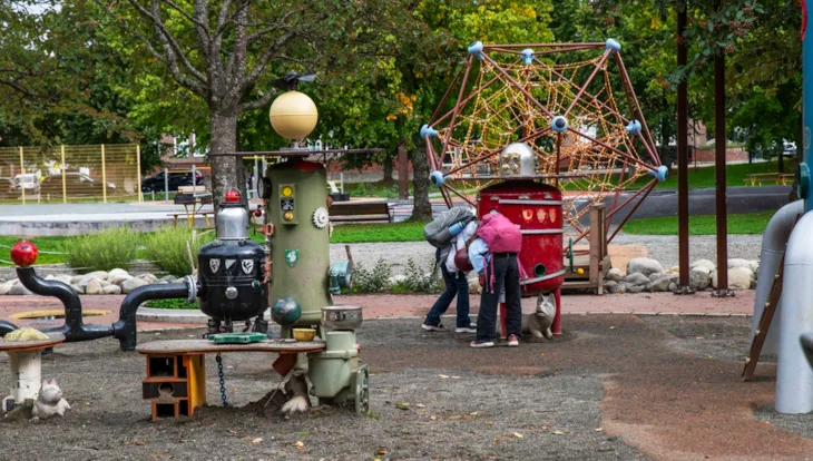 Lekeplass på Buranbanen