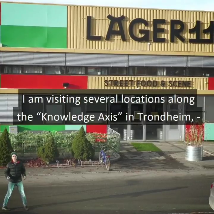 Skjermklipp fra film med rådgiver i innbyggerinvolvering, Cole Grabinsky utenfor Lager 11