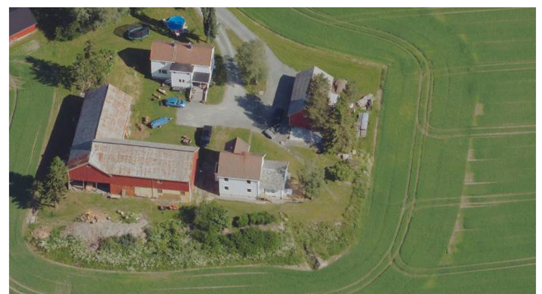 Flyfoto av g&aring;rden