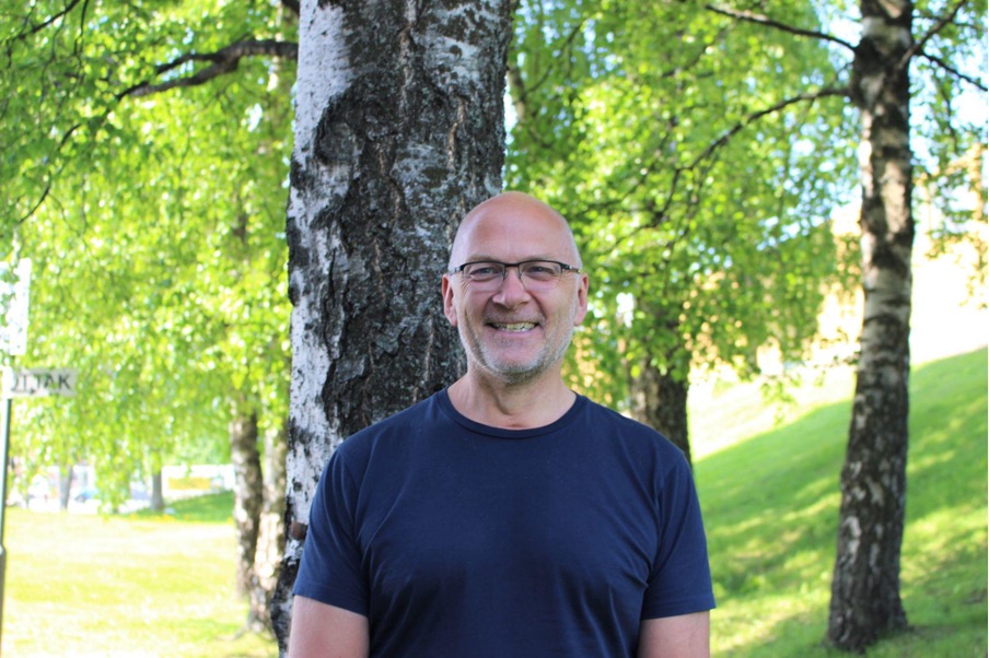 Portrett av Lars Roar Wold