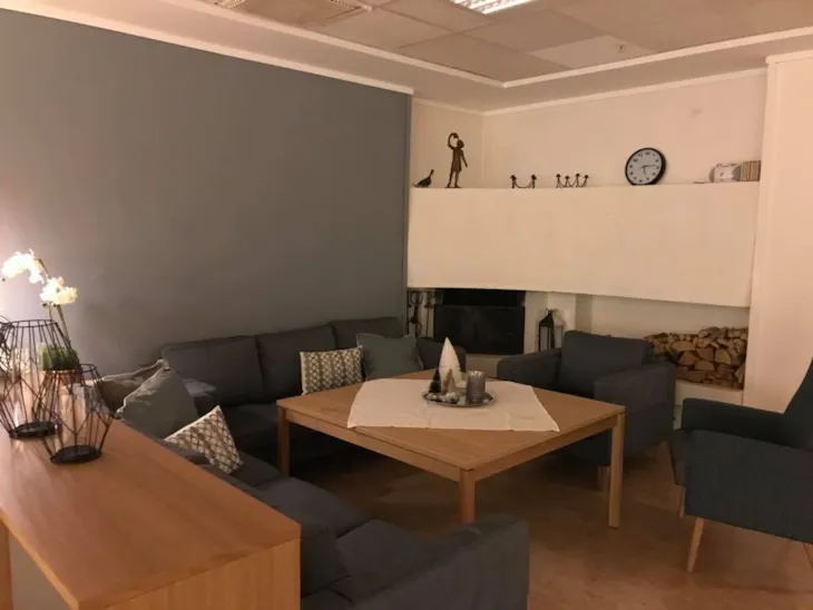 Sittegruppe i en av fellestuene våre