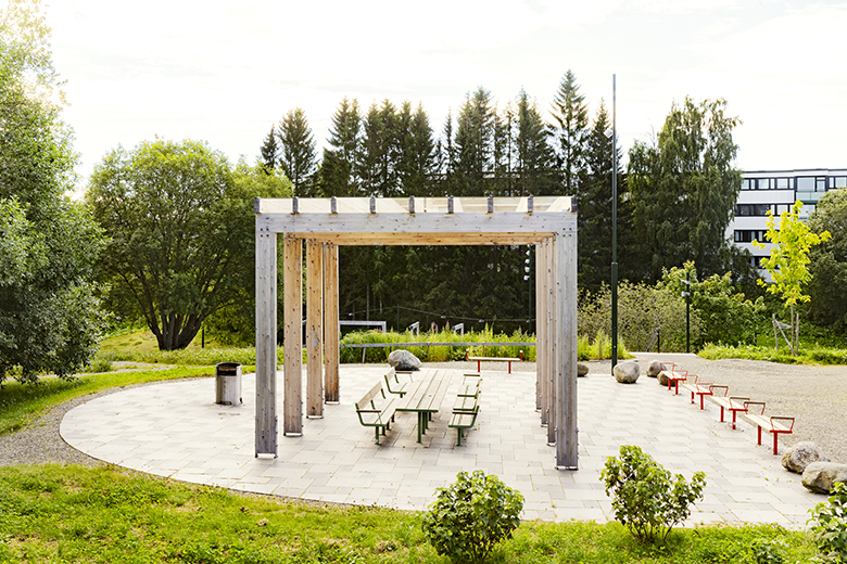 Sitteplasser Dalen park