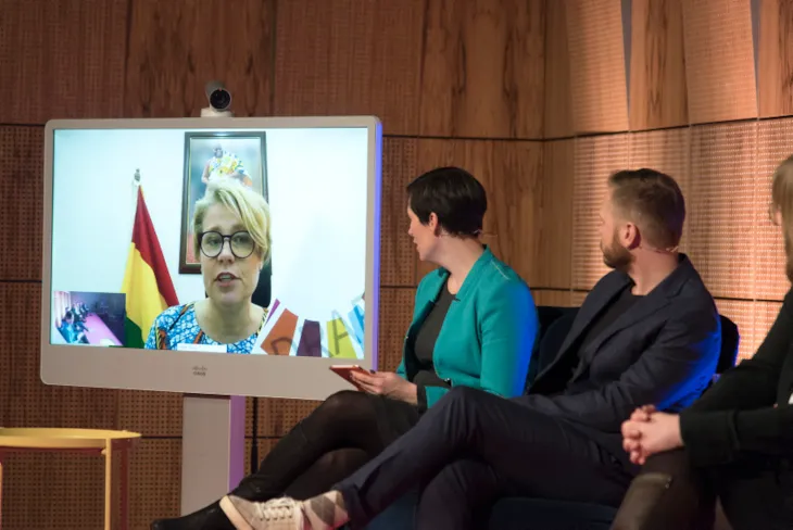 Hilde Opoku via satelitt