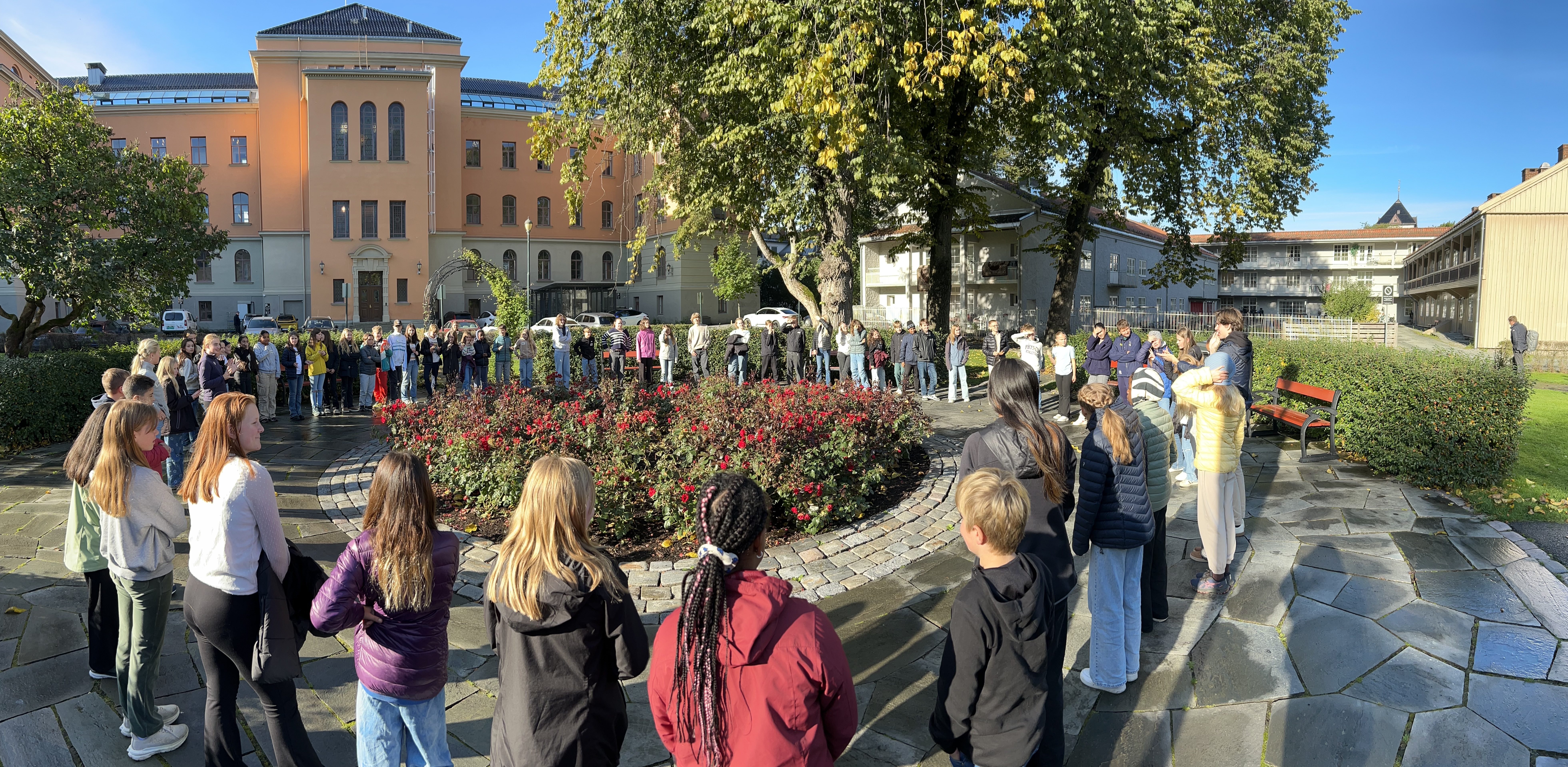 Ungdommer i Rådhusparken