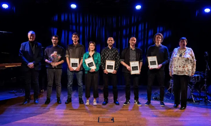 Gruppebilde av mottakere av Trondheim kommunes kulturstipend.