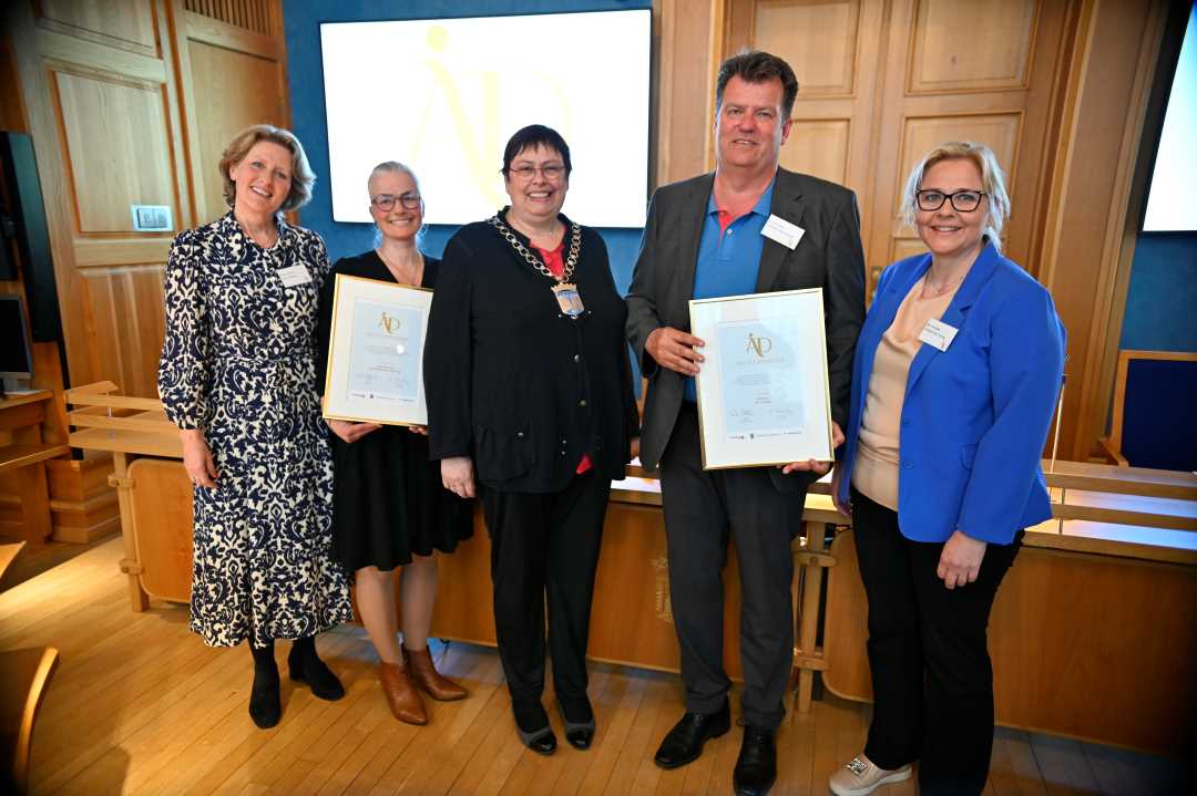 Foto av  utdelere og prisvinnere