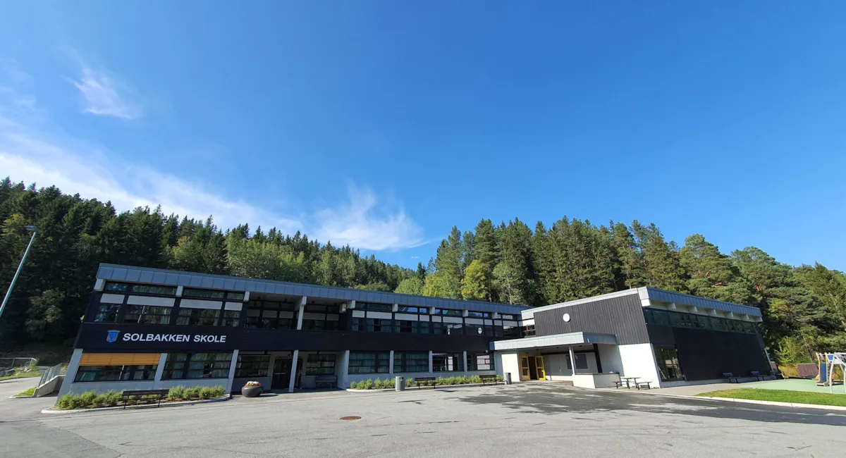 Solbakken skole
