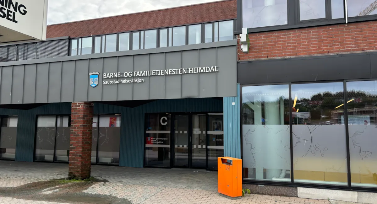 Inngangsparti Saupstad helsestasjon