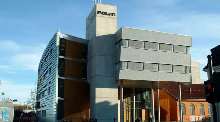 Bilde av politistasjonen i Trondheim