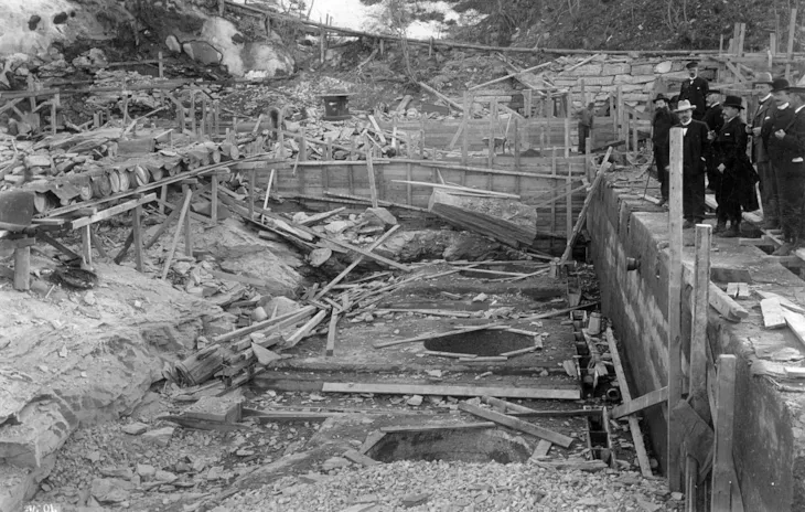 Fra byggingen 1898-1900.