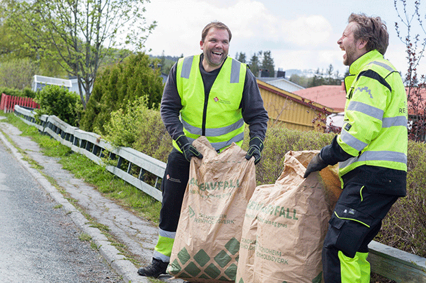 TRV som henter hageavfall