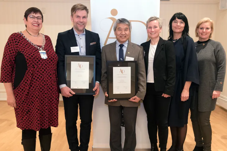 Bilde fra utdeling av pris for årets døråpner