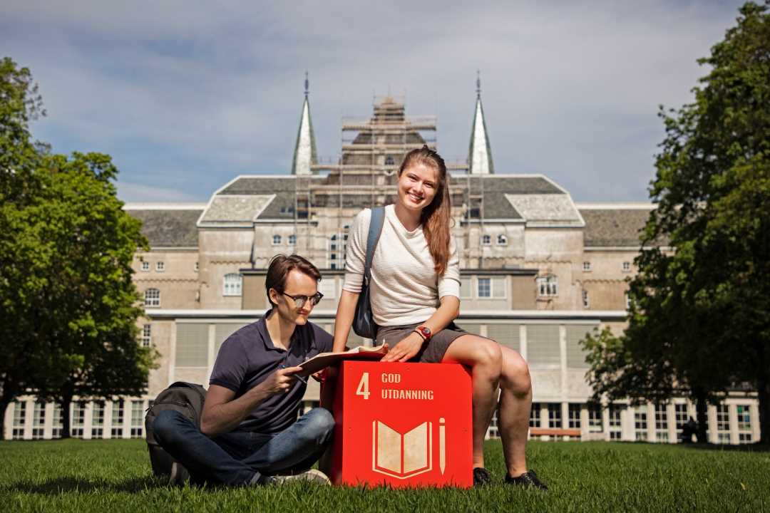 Illustrasjonsbilde av studenter