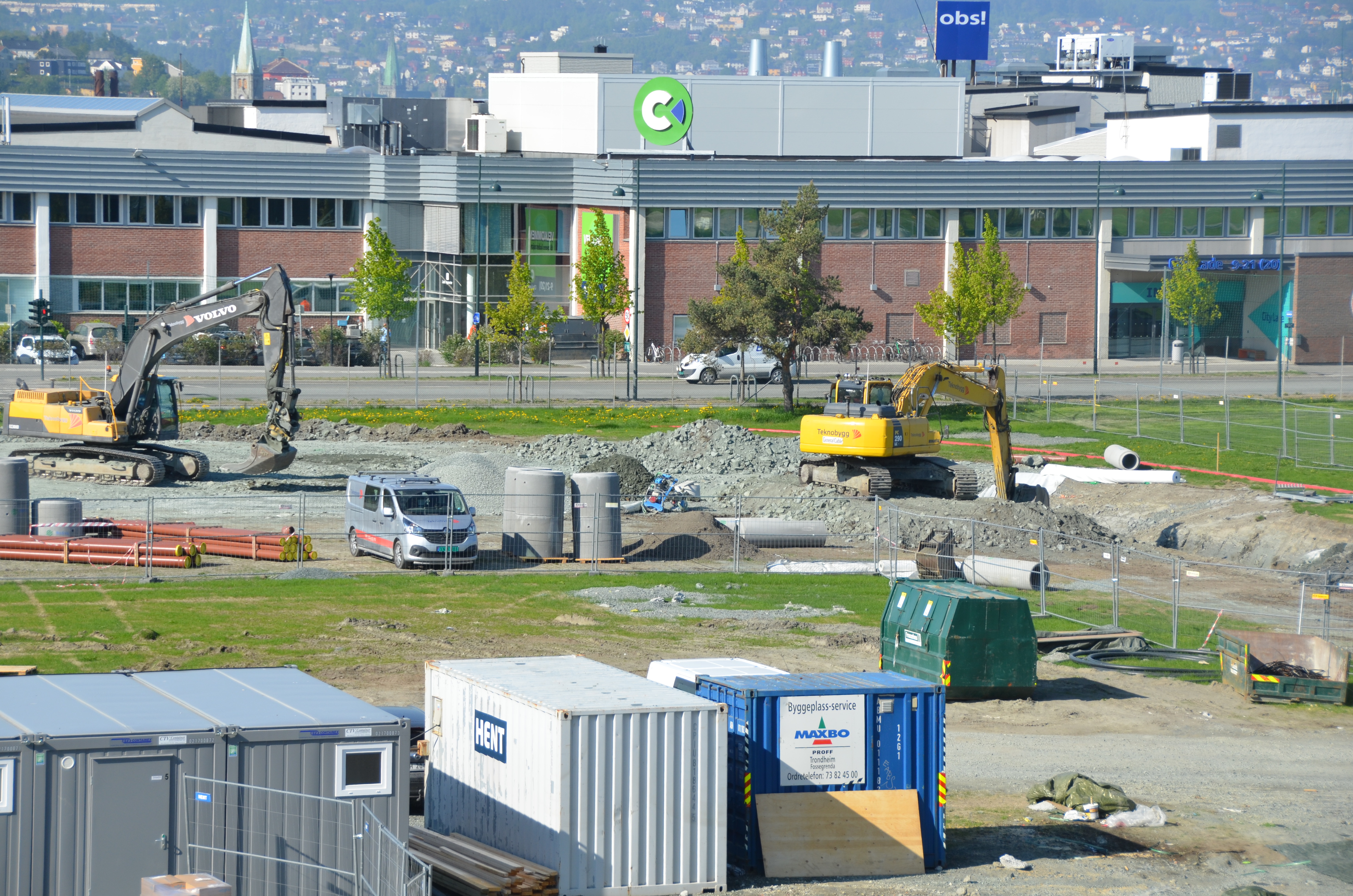 OVERVANN: Et nytt fordrøyningsanlegg skal blant annet forsinke regnvannet. Dette begrenser problemer med overvann fra de fire nye byggene på Lade idrettspark.